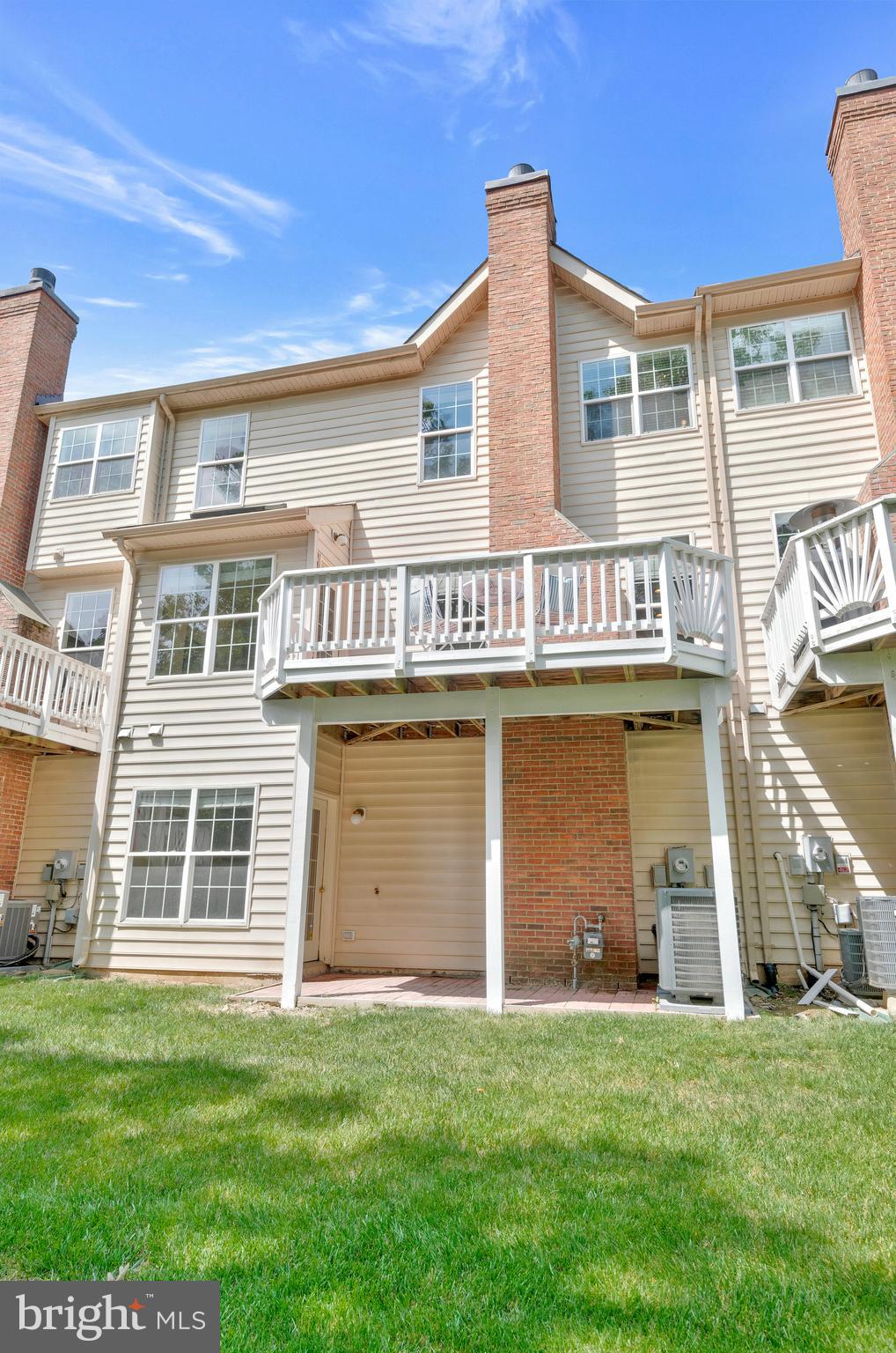 19582 Aspendale Square Ashburn, VA 20147 - Photo 41 of 45 View from the backyard