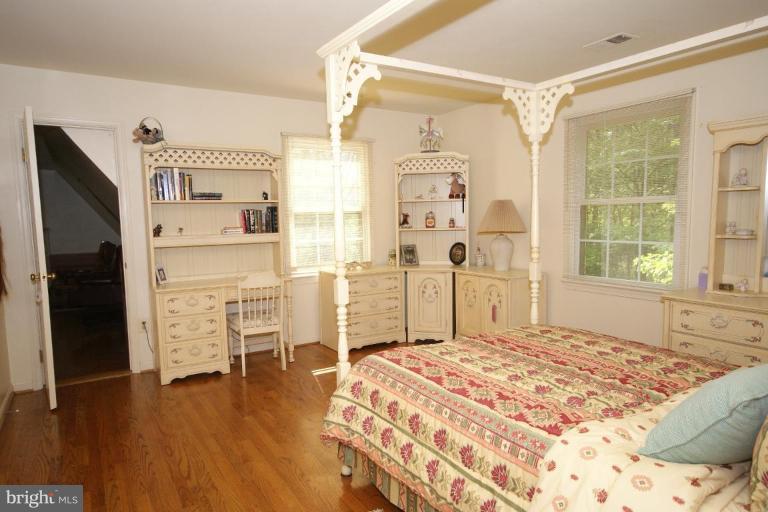 7396 Clifton Road Clifton, VA 20124 - Photo 24 of 30 One of the bedrooms