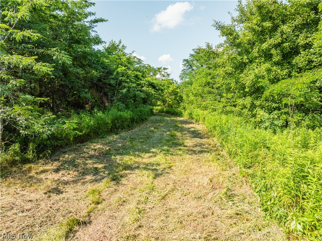 East Wheeling Road Zanesville, OH 43701 - Photo 29 of 38