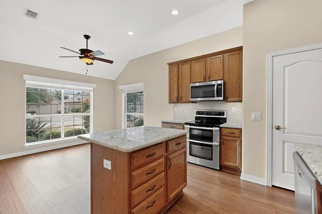 $459,900 | 9516 Grandview Drive, Denton, TX 76207