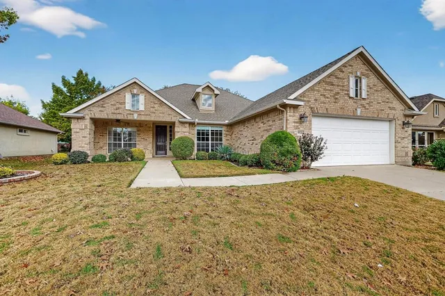 $459,900 | 9516 Grandview Drive, Denton, TX 76207