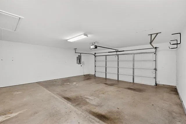 $459,900 | 9516 Grandview Drive, Denton, TX 76207