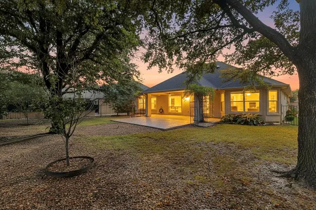 $459,900 | 9516 Grandview Drive, Denton, TX 76207