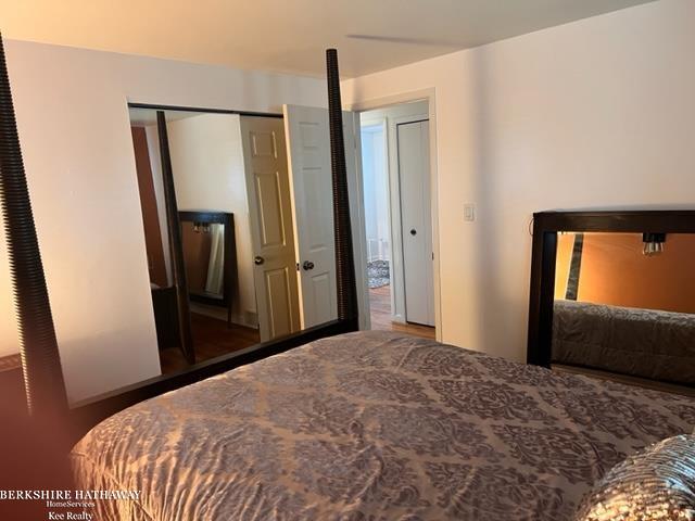 14236 Martin Road Warren, MI 48088 - Photo 8 of 33 50108953-7.JPG