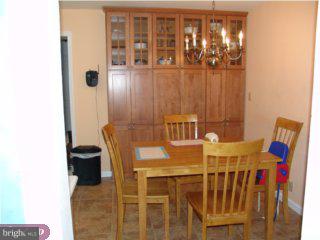 250 Rambling Way Springfield, PA 19064 - Photo 5 of 6