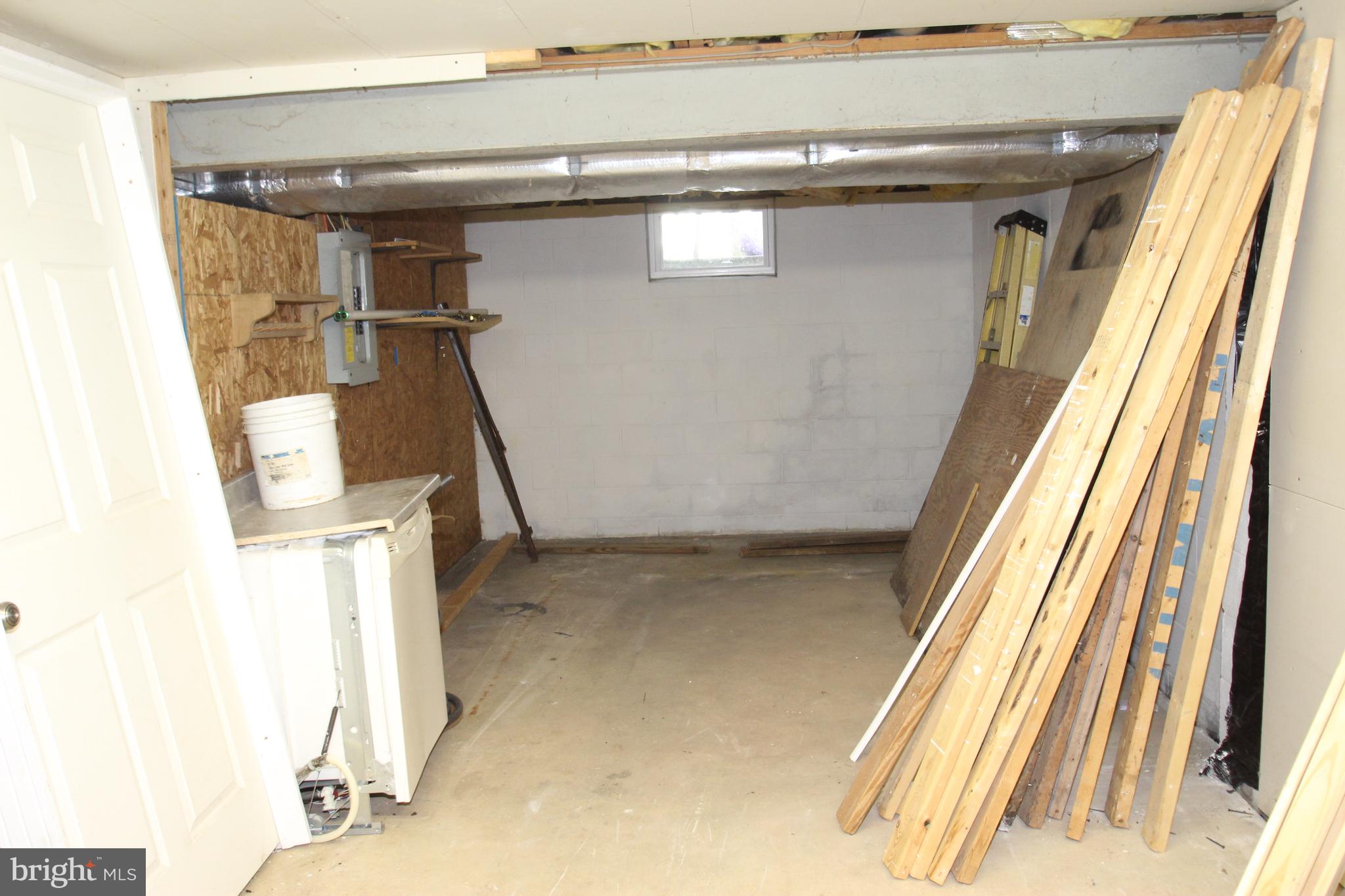 127 Jarmon Road Elkton, MD 21921 - Photo 11 of 11 Workshop Area