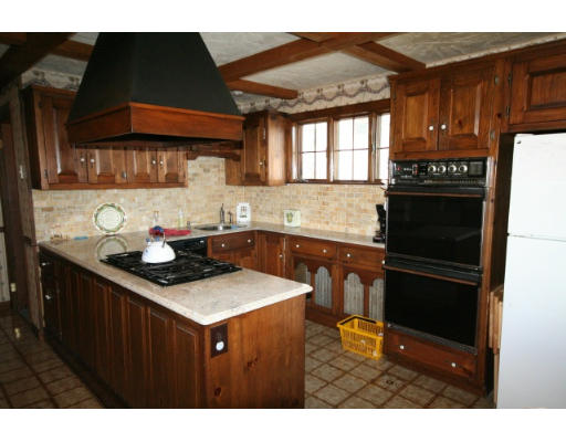 130 Brookfield Road Winthrop, MA 02152 - Photo 10 of 22 Gallery Image 10