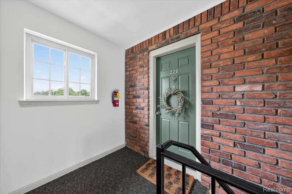454 Romeo Road, Unit 226 Rochester, MI 48307 - Photo 6 of 26