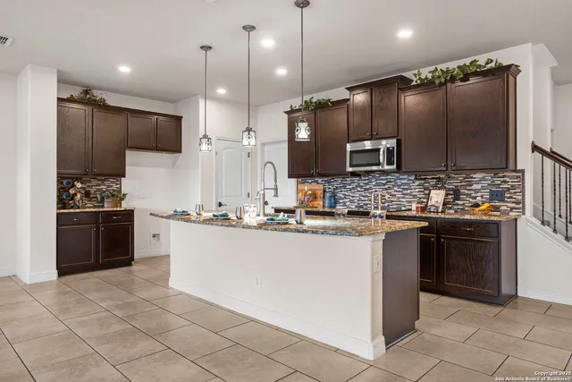 $449,900 | 113 Bonn Drive, Boerne, TX 78006