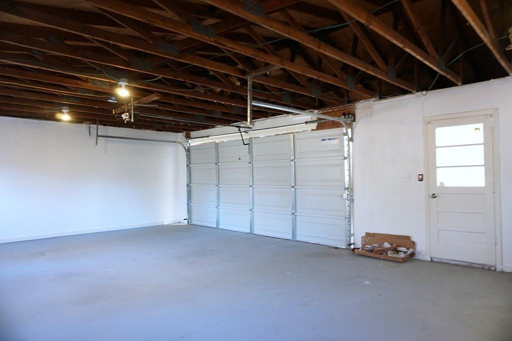 8 Andover Road Chicopee, MA 01020 - Photo 29 of 30 Gallery Image 29