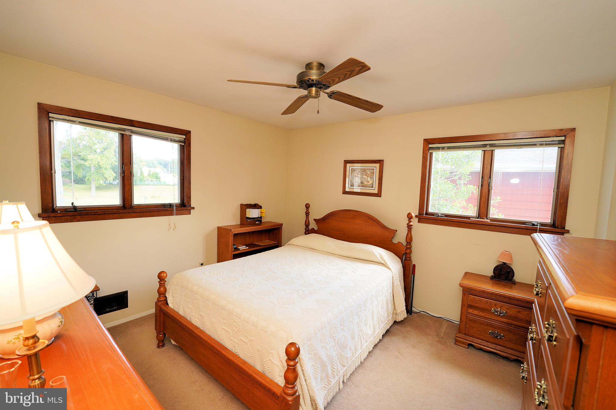 43 Endicott Road Hamilton, NJ 08690 - Photo 27 of 42