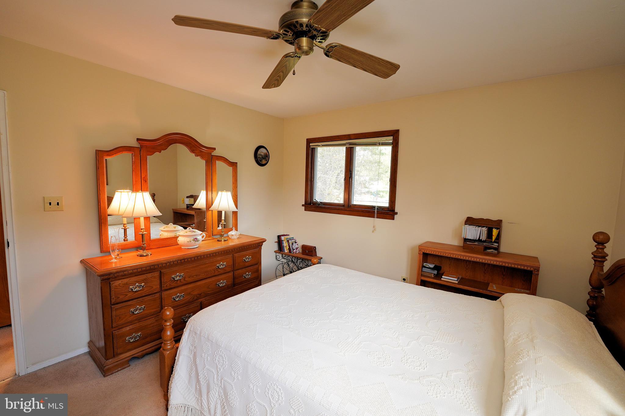 43 Endicott Road Hamilton, NJ 08690 - Photo 28 of 42