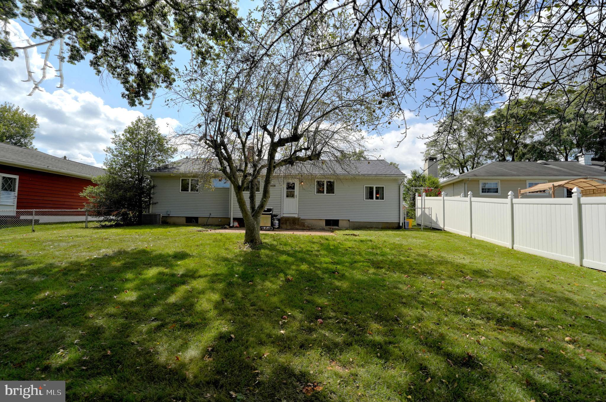 43 Endicott Road Hamilton, NJ 08690 - Photo 33 of 42
