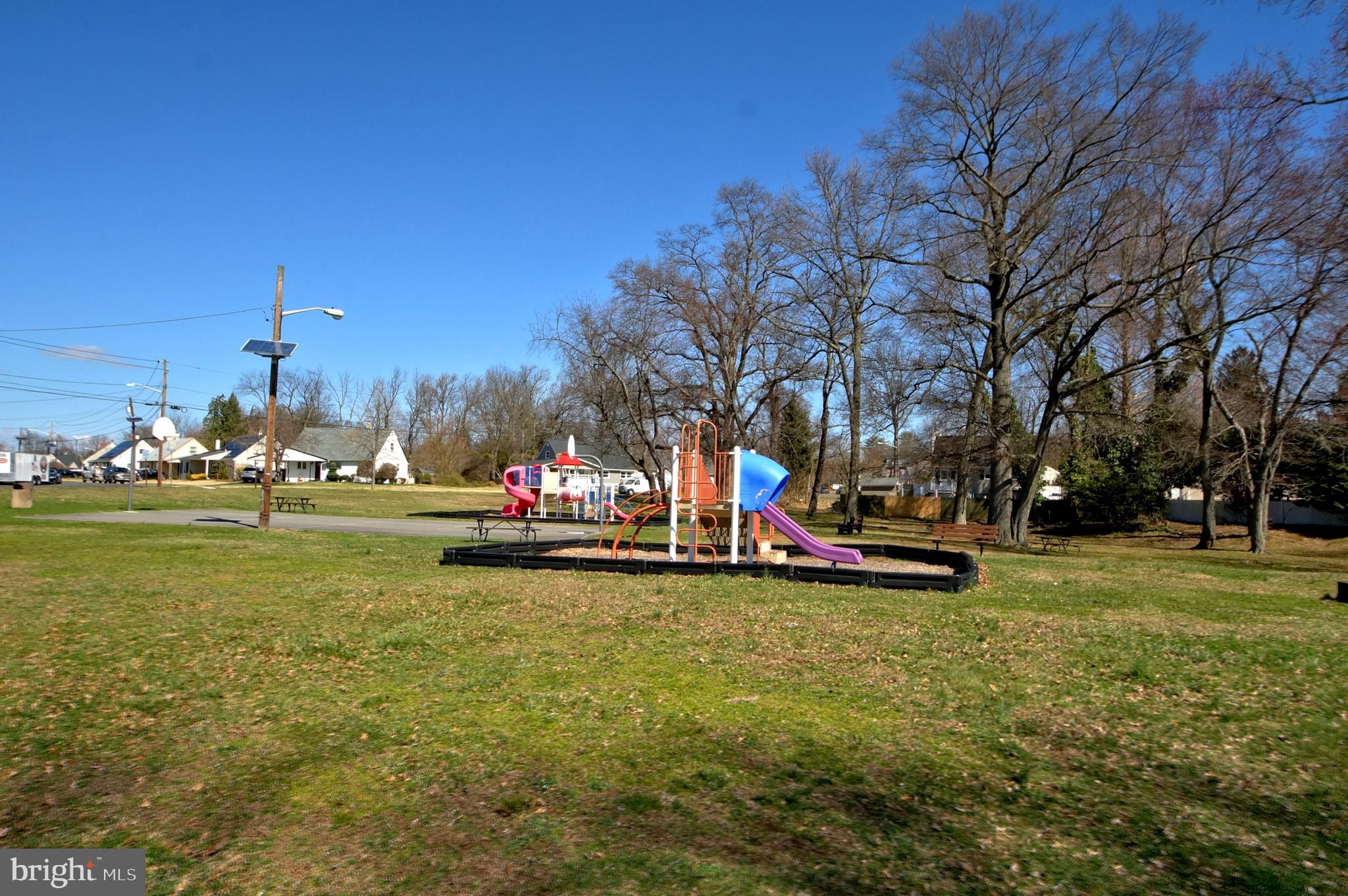 43 Endicott Road Hamilton, NJ 08690 - Photo 40 of 42