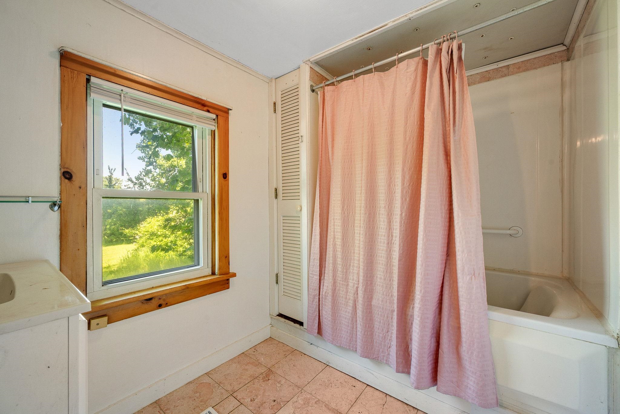 779 Brigham Road St. Albans Town, VT 05478 - Photo 19 of 44