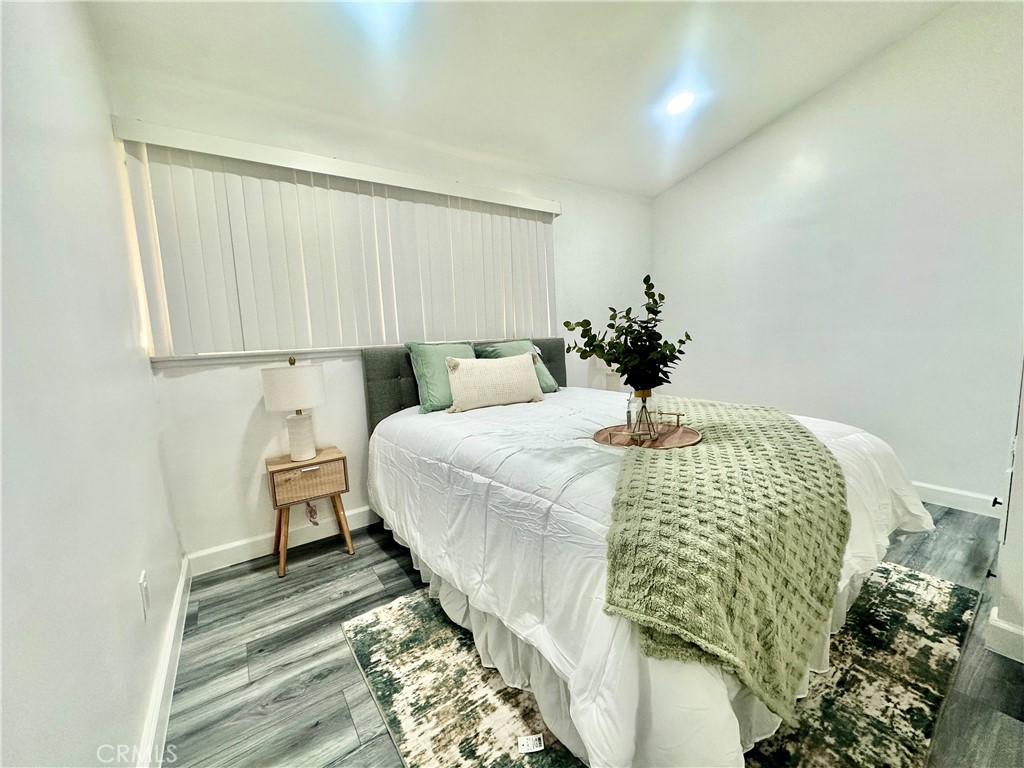 20541 Rodax Street Winnetka, CA 91306 - Photo 21 of 31