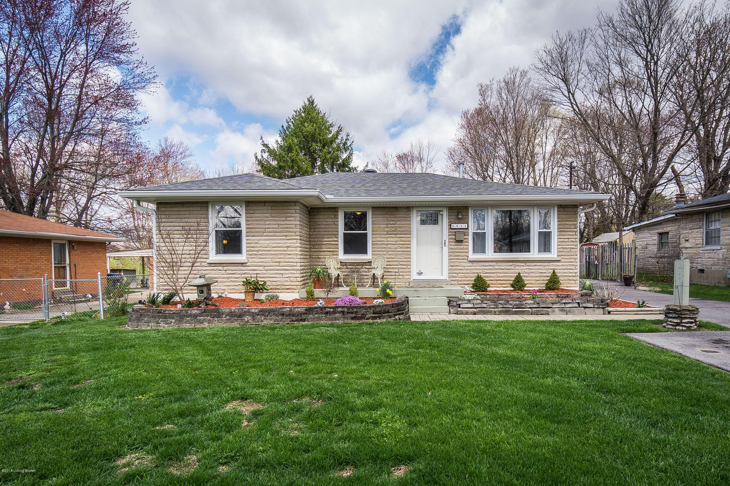 6611 Delton Road Louisville, KY 40258 - Photo 1 of 49 1