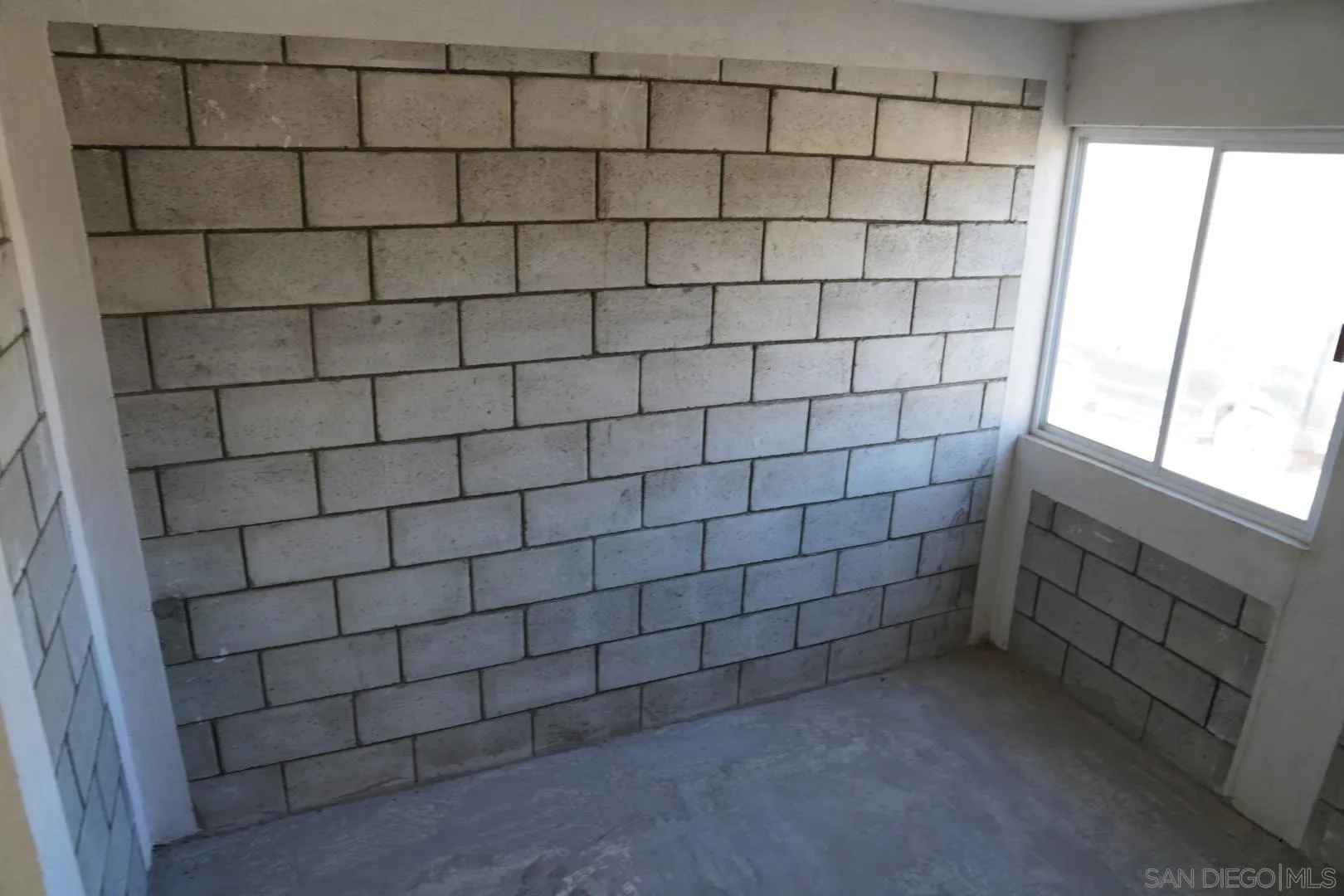 23 Blvd. Prieto Azabache Tijuana, B.C. 99999 - Photo 13 of 34 a bathroom with a shower