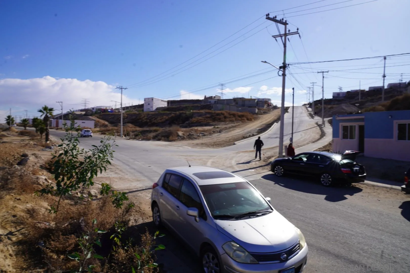 23 Blvd. Prieto Azabache Tijuana, B.C. 99999 - Photo 5 of 34 a view of a terrace with furniture and a stove