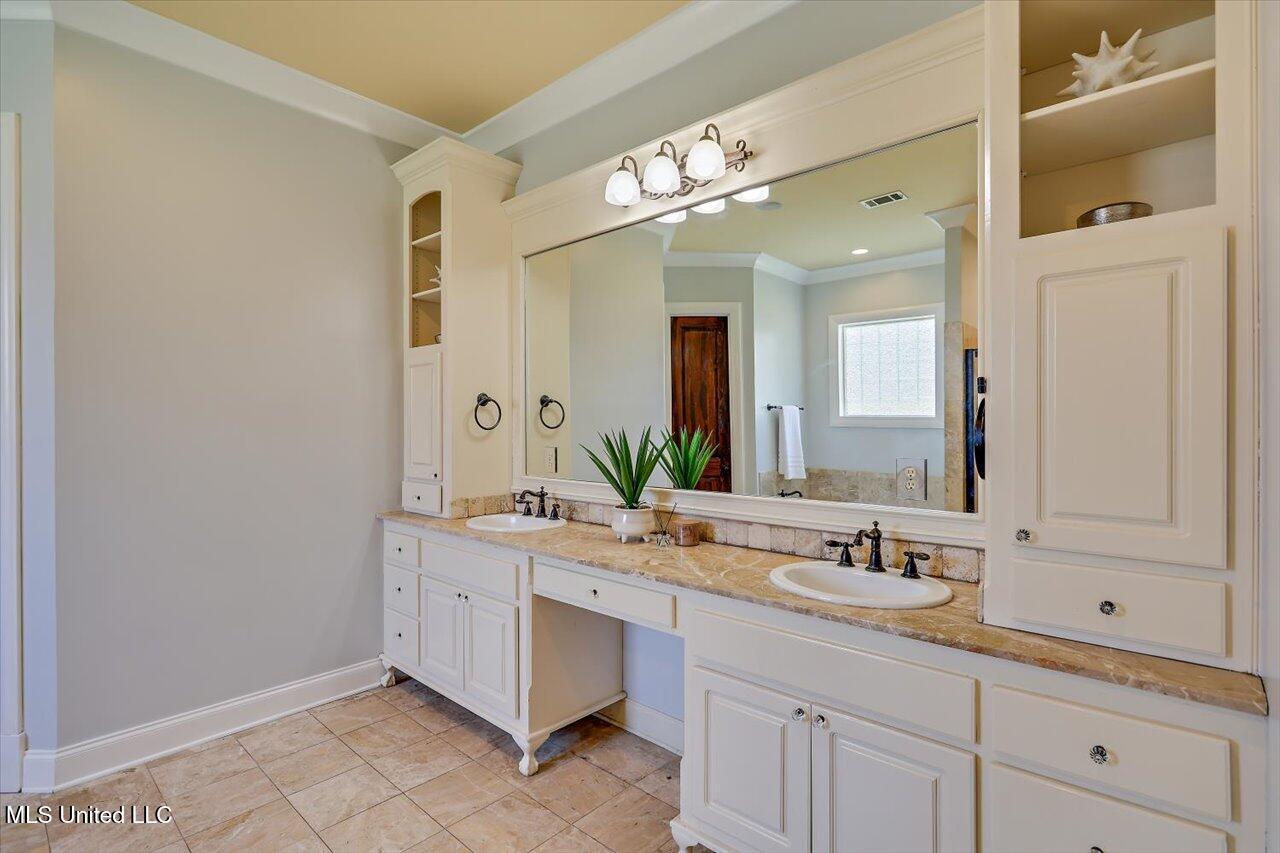 105 Victoria Place Madison, MS 39110 - Photo 26 of 47 Primary Bath