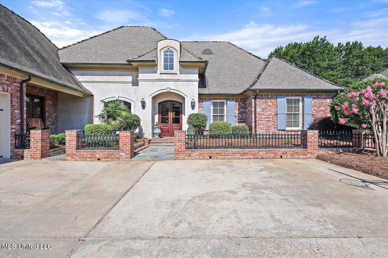 105 Victoria Place Madison, MS 39110 - Photo 4 of 47 Front of Home