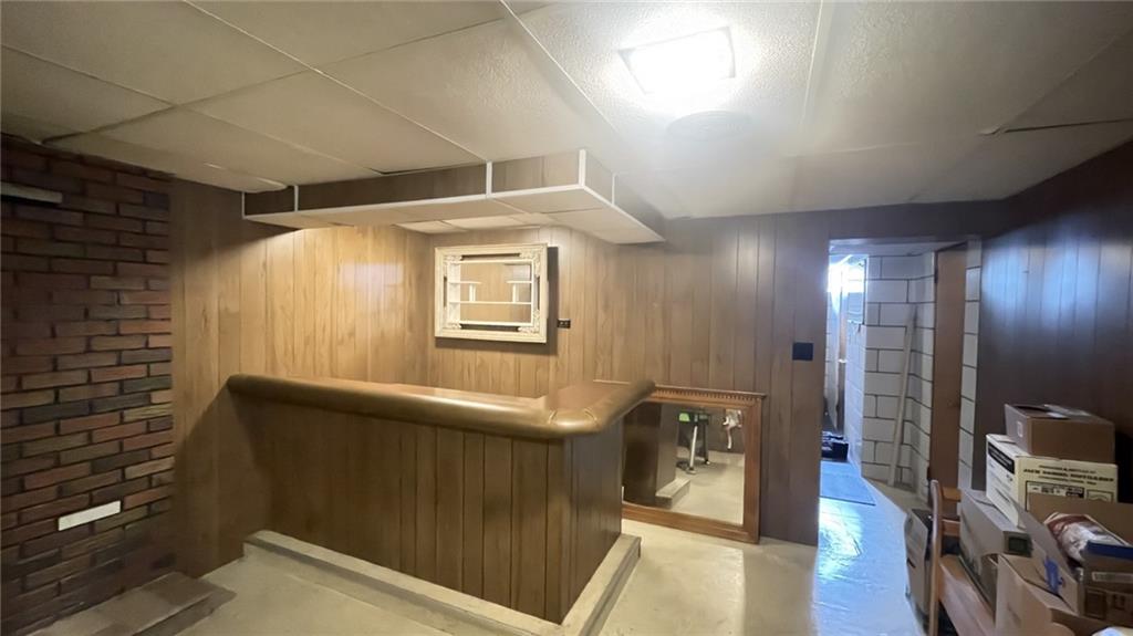 229 Meadowbrook Road Hermitage, PA 16148 - Photo 21 of 34 Gallery Image 21