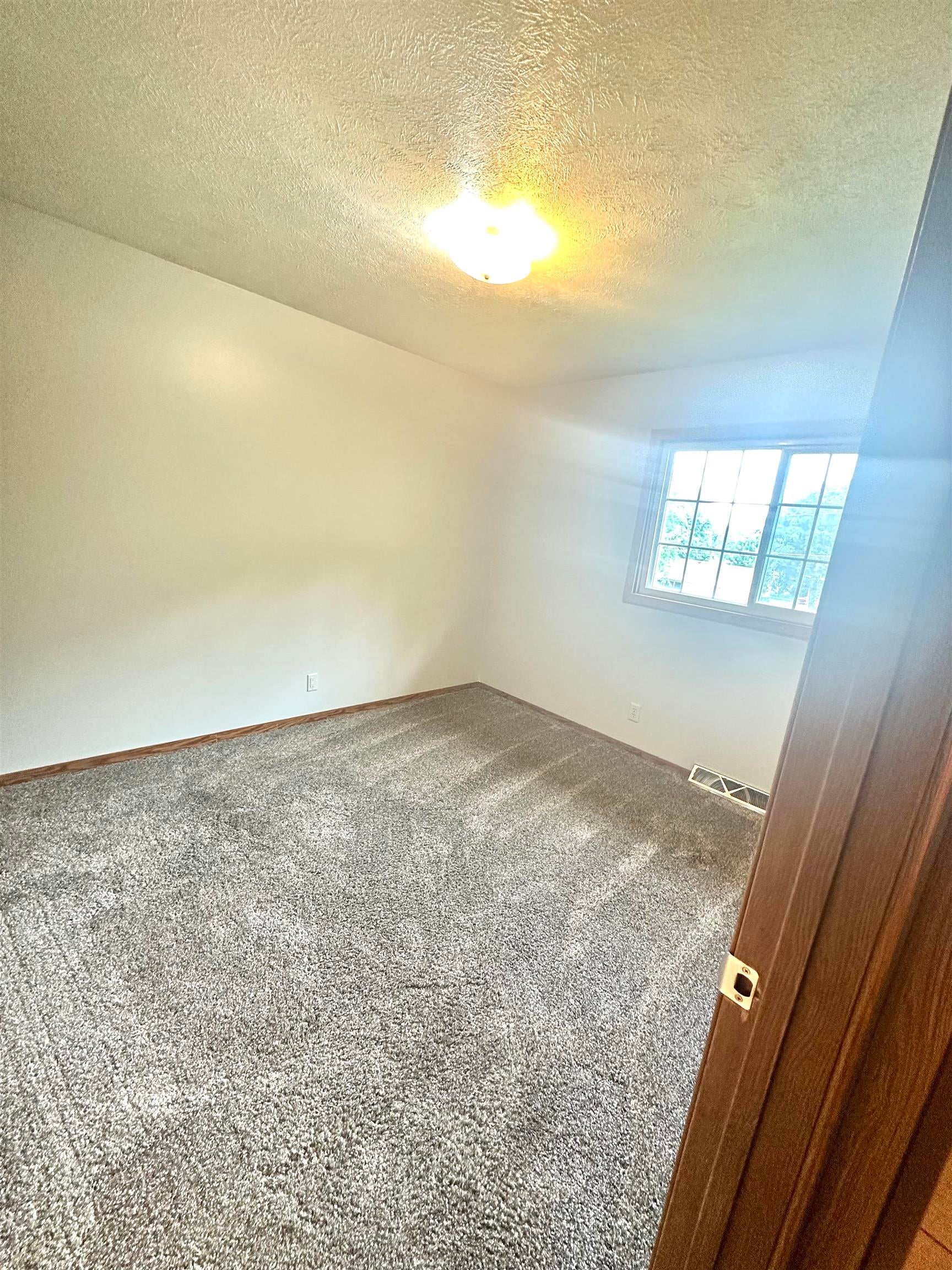 219 Trail Ridge Road Norfolk, NE 68701 - Photo 22 of 23 Gallery Image 22