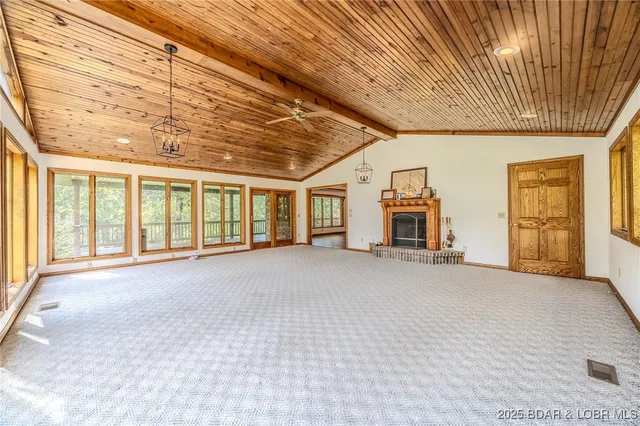 $1,300,000 | 21701 Lavender Road, Barnett, MO 65011