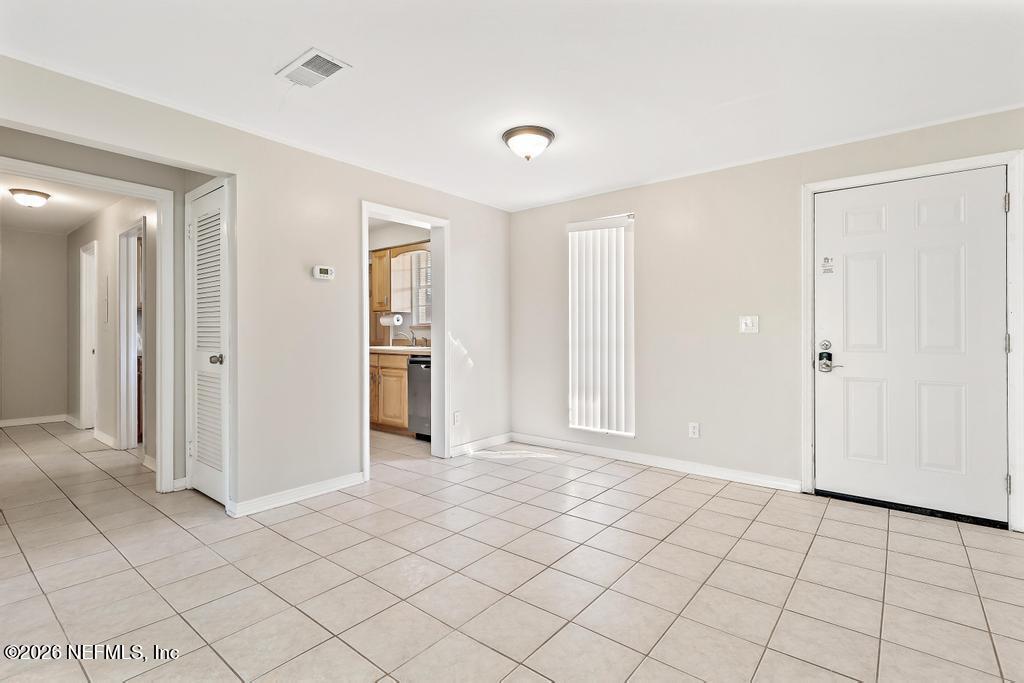 1618 El Camino Road, Unit 6 Jacksonville, FL 32216 - Photo 3 of 26 1618 El Camino 6-3