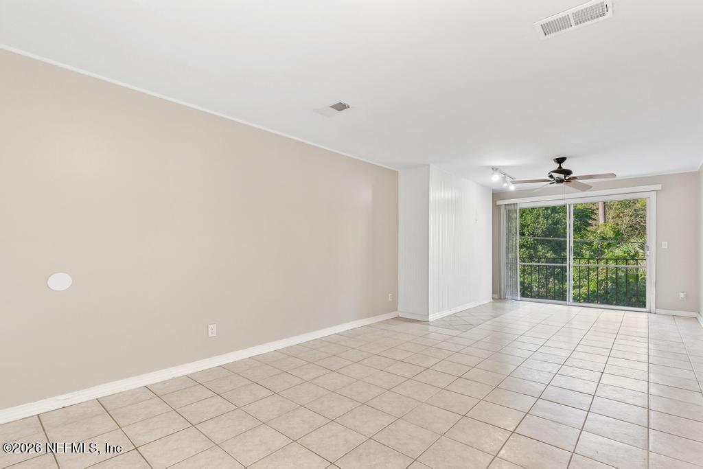 1618 El Camino Road, Unit 6 Jacksonville, FL 32216 - Photo 4 of 26 1618 El Camino 6-5
