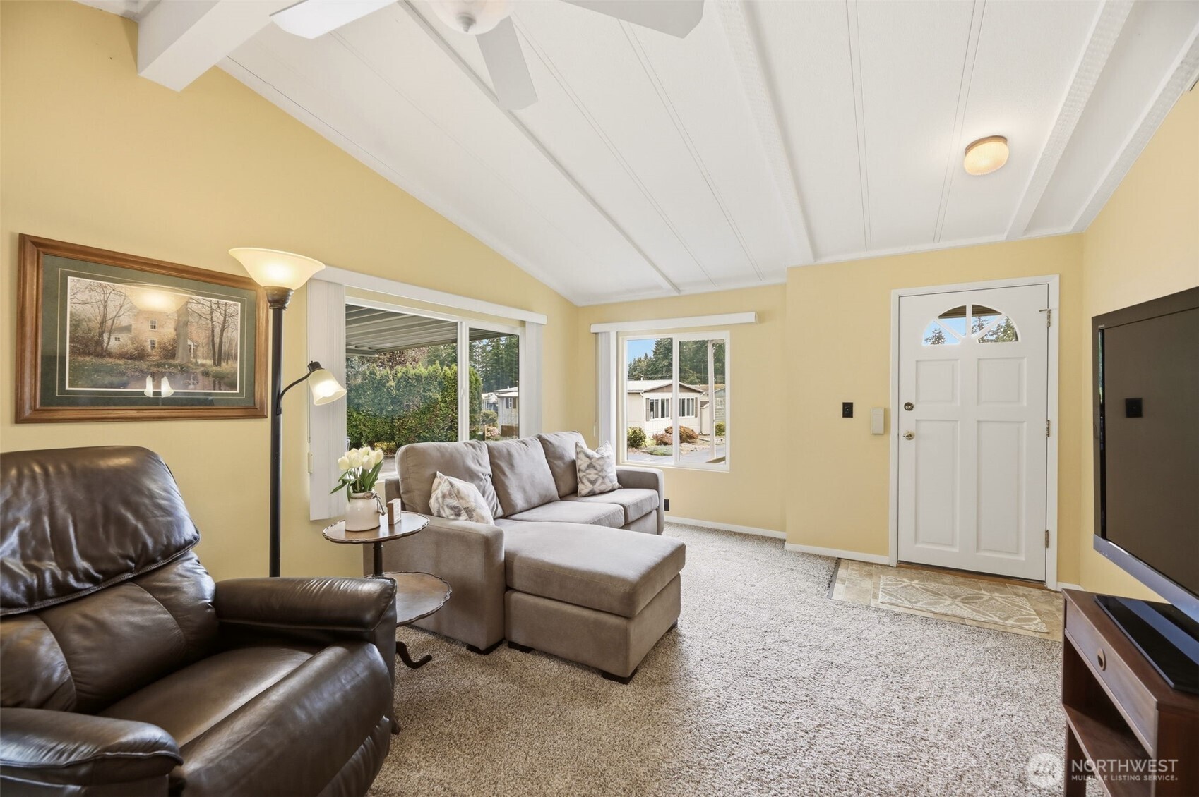 11622 Silver Lake Road, Unit 80 Everett, WA 98208 - Photo 7 of 40