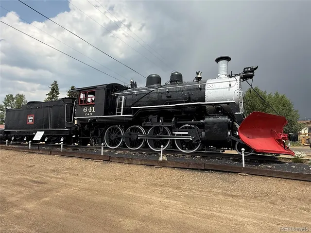 $72,000 | 607 East 8th Street, Leadville, CO 80461