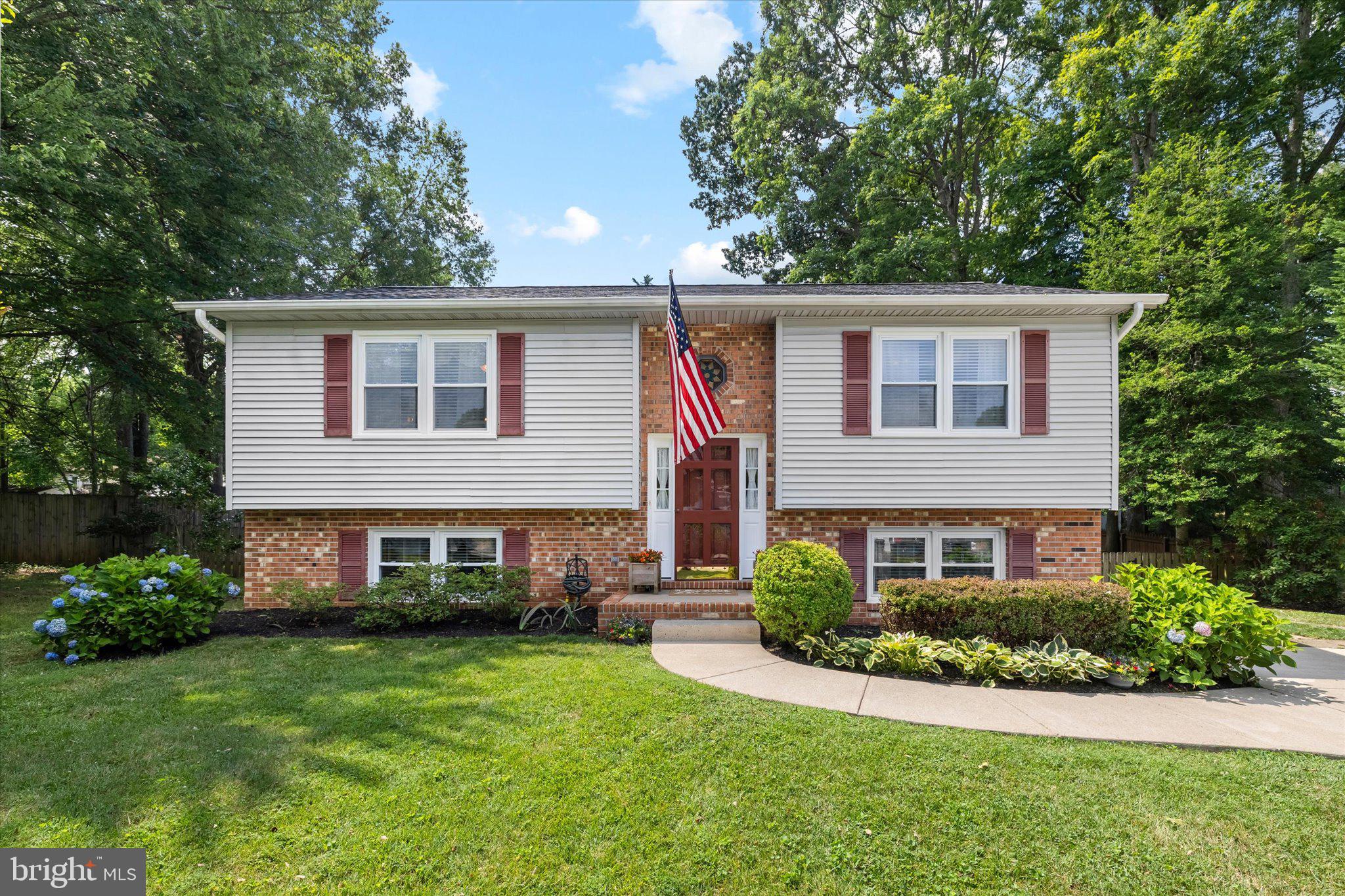 6 True Road Stafford, VA 22556 - Photo 4 of 47 BRAND NEW ROOF! Beautiful landscaping!
