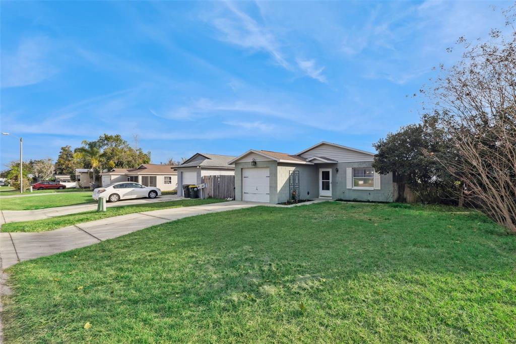 21 Cayman Circle Umatilla, FL 32784 - Photo 14 of 21 a house with a yard