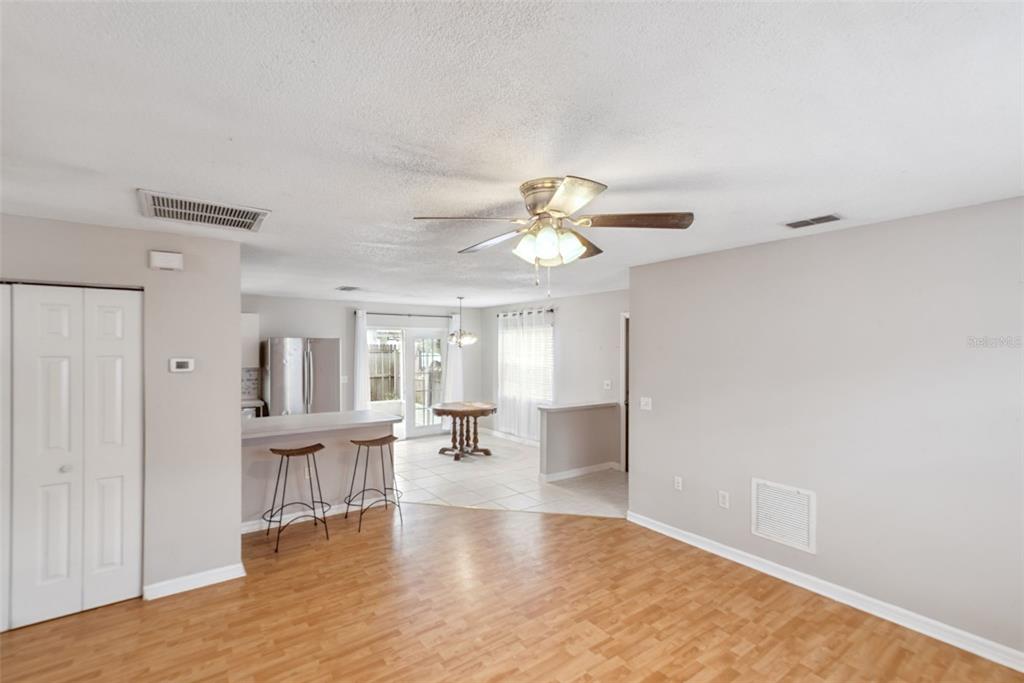 21 Cayman Circle Umatilla, FL 32784 - Photo 3 of 21 a view of an empty room and window