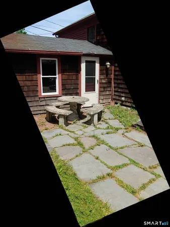 $1,700 | 53 Poquonock Avenue, Windsor, CT 06095