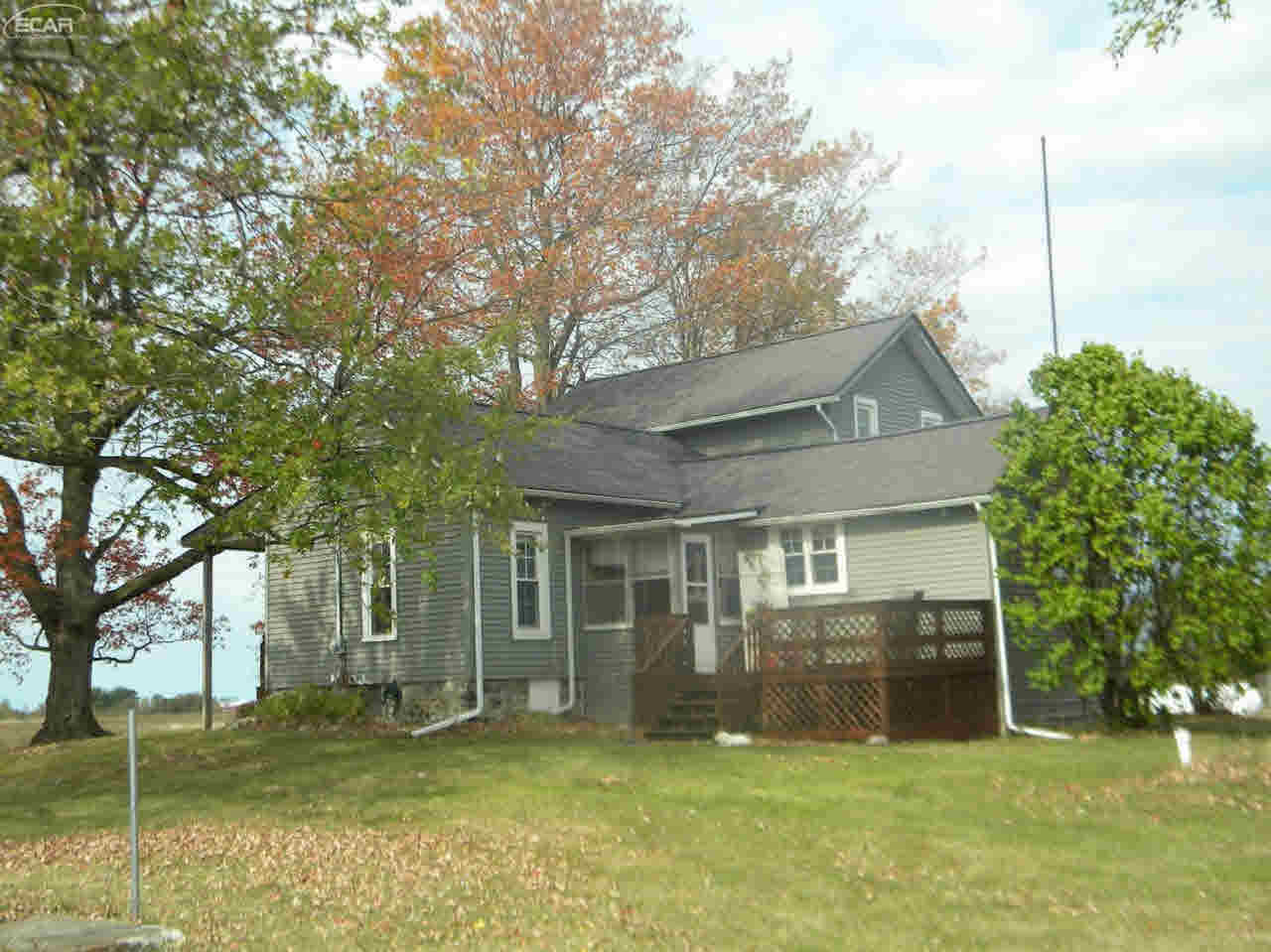 3758 North Baldwin Road Owosso, MI 48867 - Photo 5 of 89 21379476-4.JPG