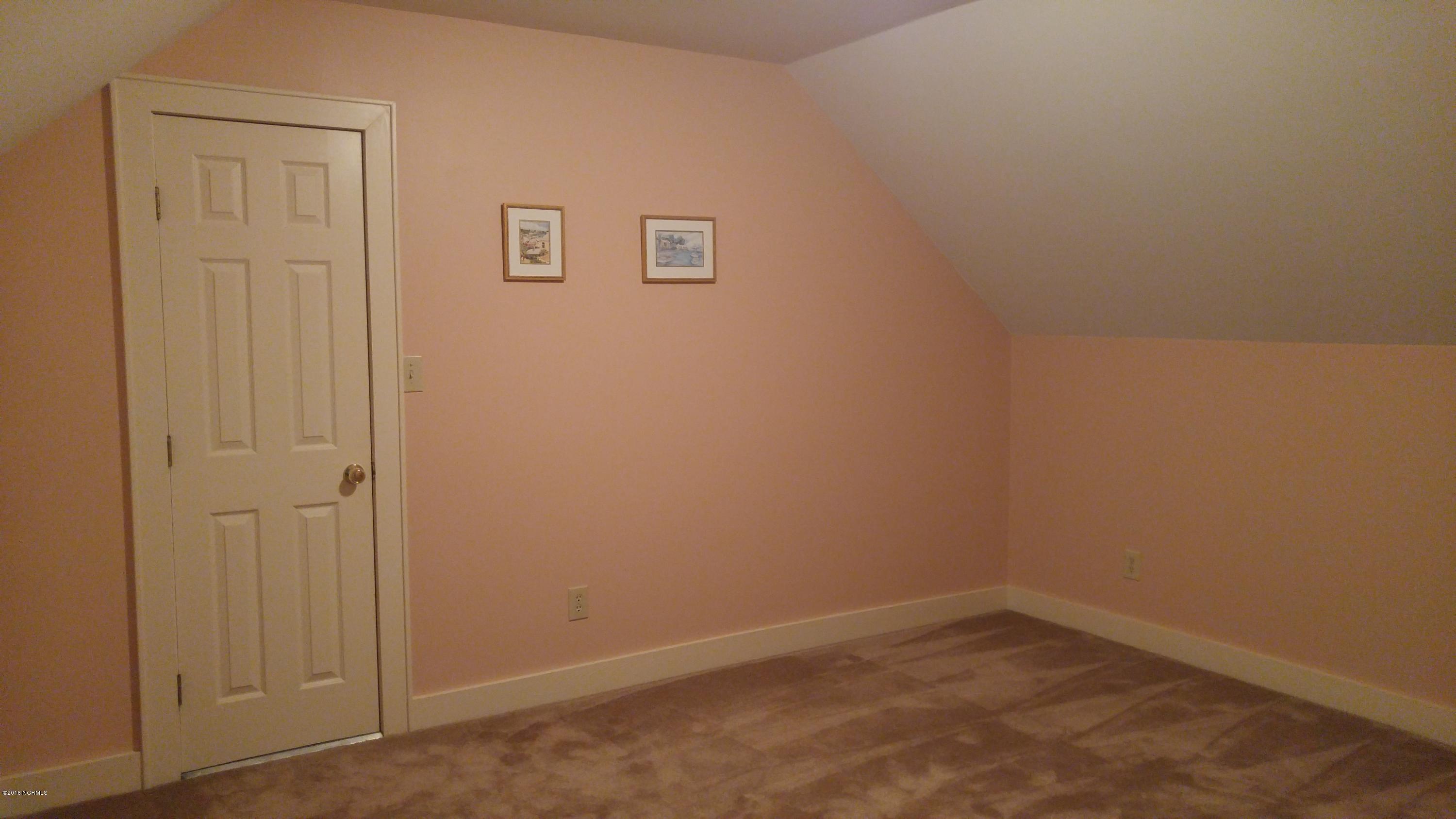4809 Briarhill Road New Bern, NC 28562 - Photo 29 of 44 0922161459