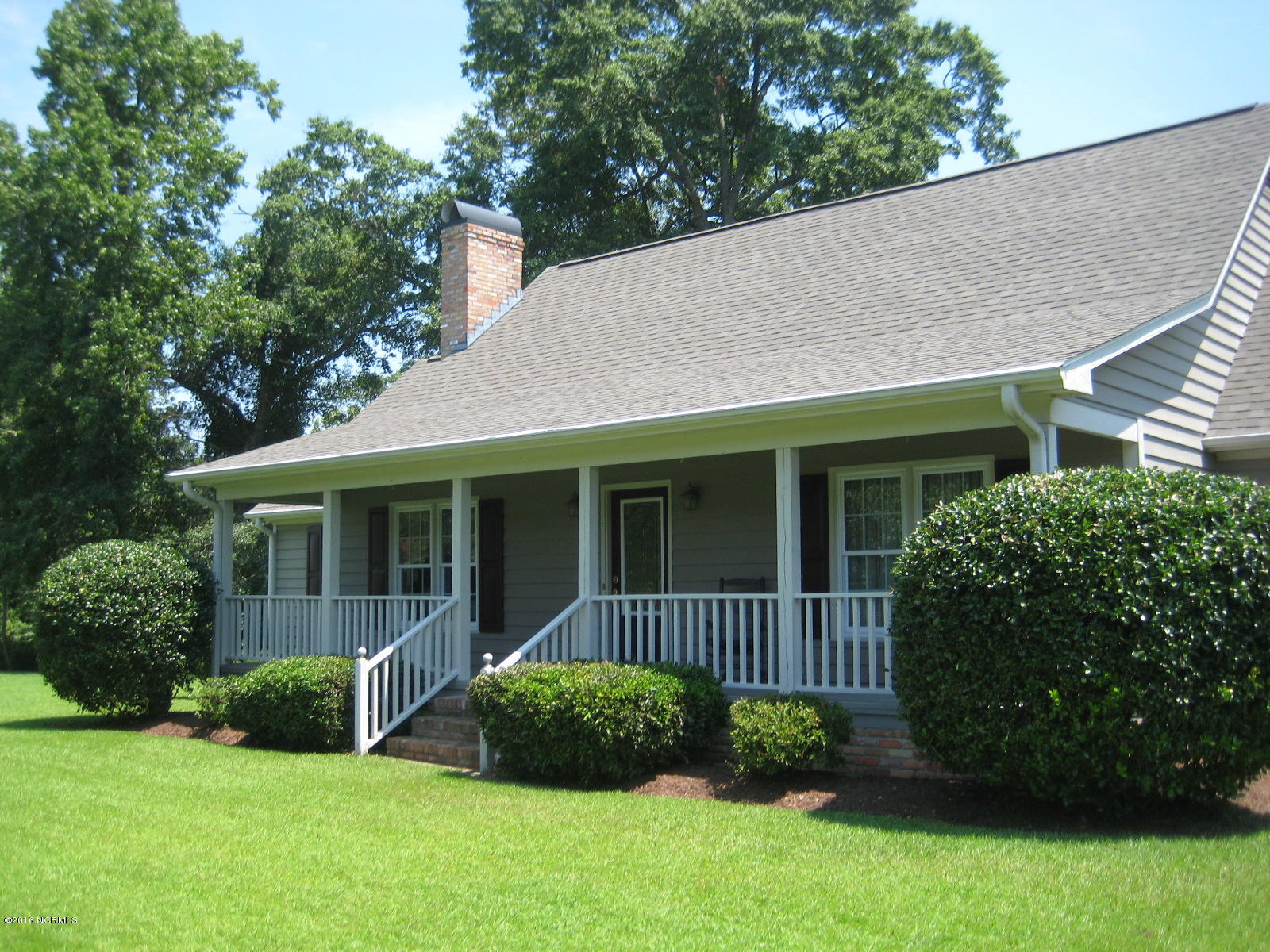 4809 Briarhill Road New Bern, NC 28562 - Photo 3 of 44 4809 Briarhill Rd pics 007
