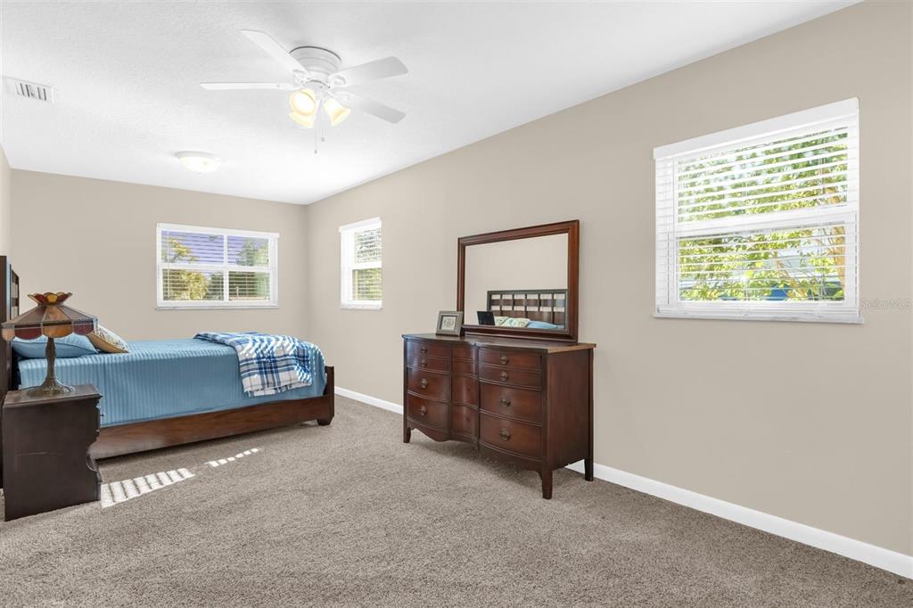 106 Oak Street Altamonte Springs, FL 32714 - Photo 11 of 30 a living room with furniture and a window