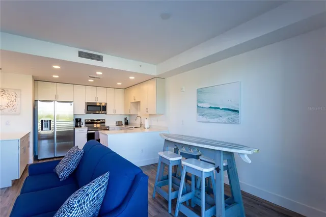 $445,000 | 1709 North Tamiami Trail, Unit 215, Sarasota, FL 34234