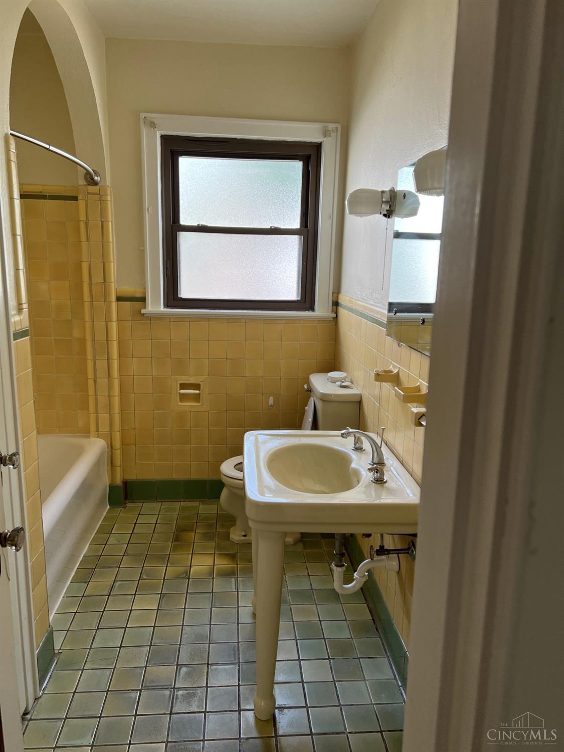 2614 Flemming Road Middletown, OH 45042 - Photo 12 of 23 Gallery Image 12