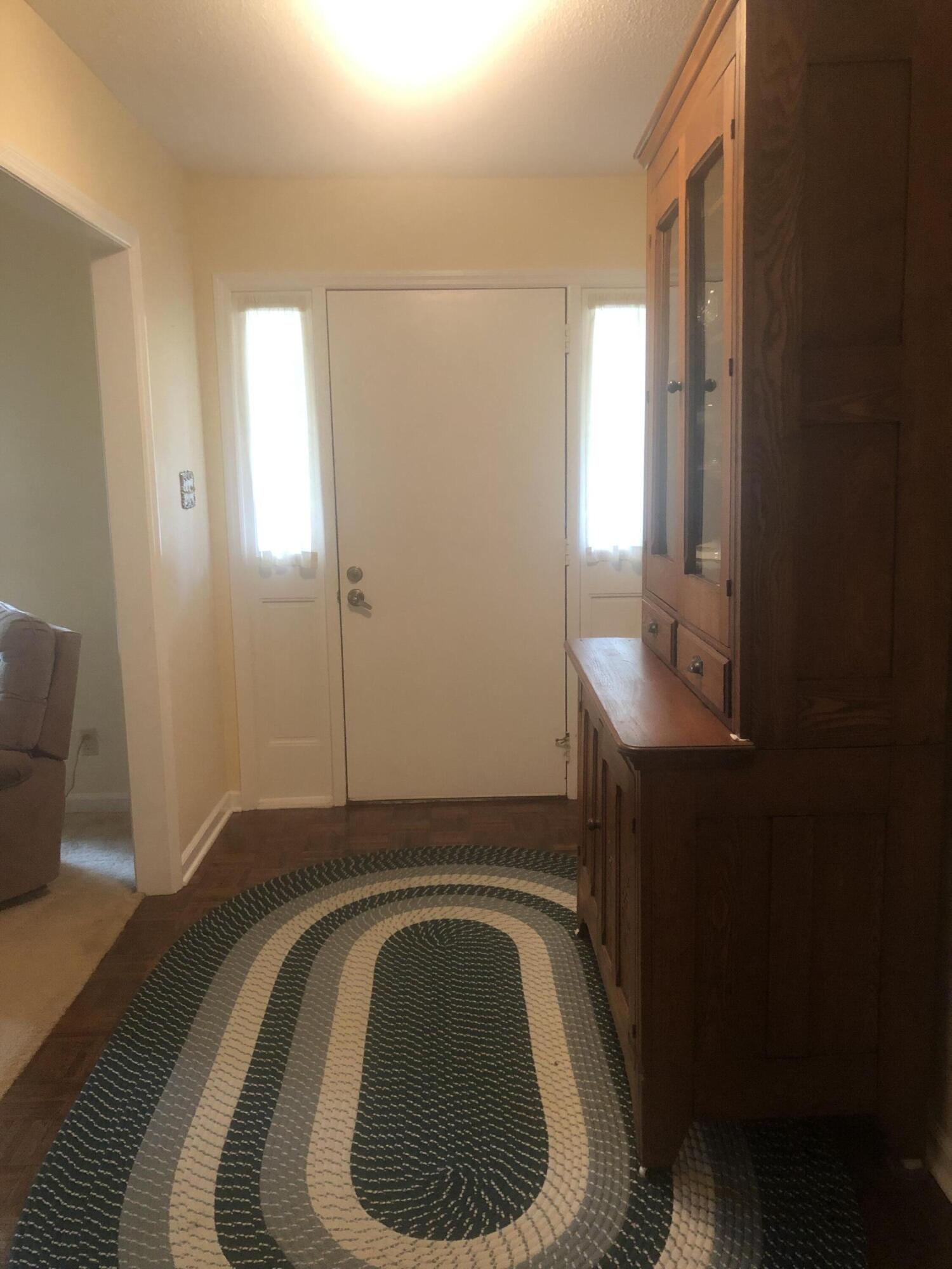 131 Clemson Drive Oak Ridge, TN 37830 - Photo 2 of 27 Entry Foyer