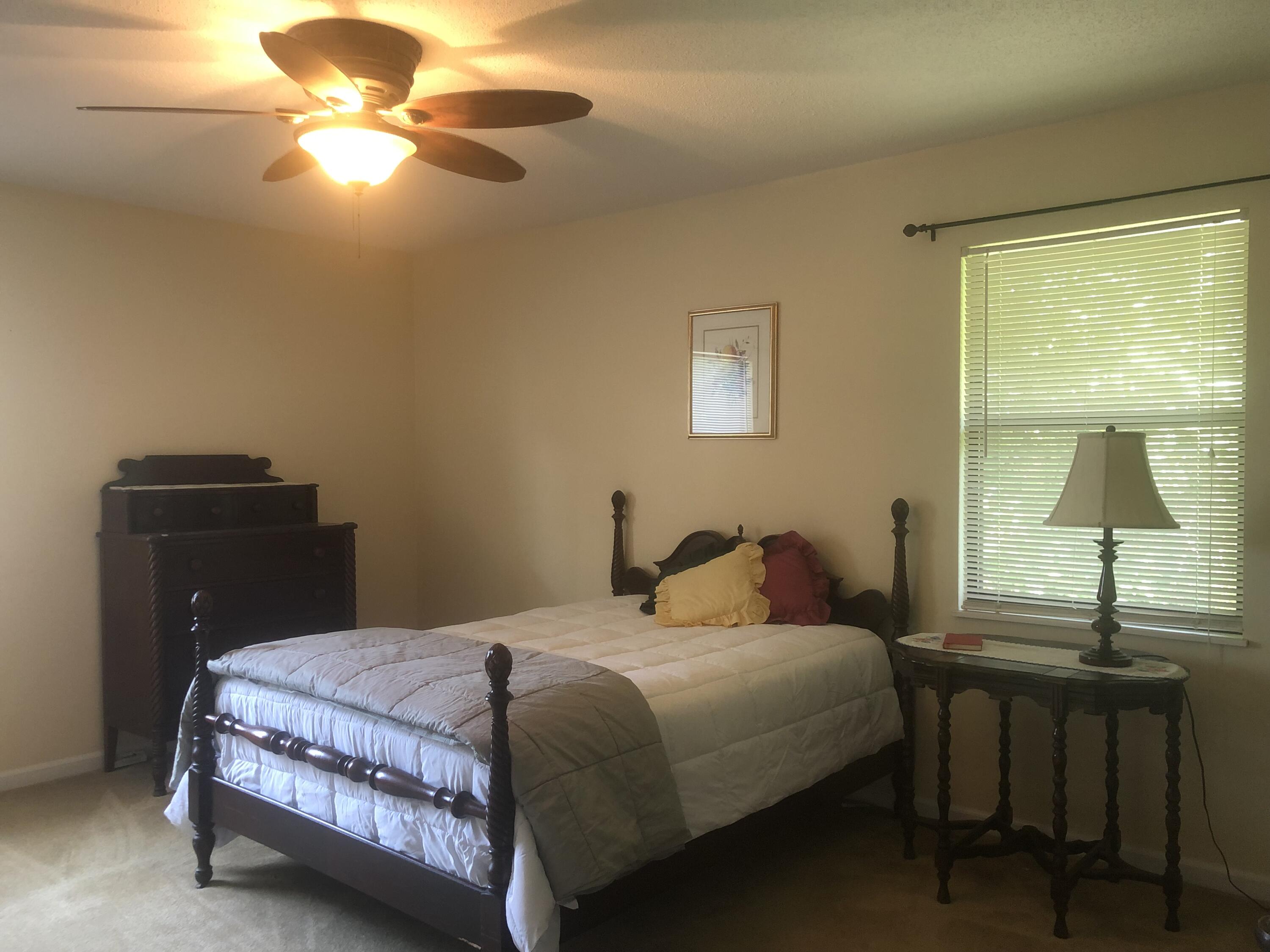131 Clemson Drive Oak Ridge, TN 37830 - Photo 11 of 27 Owner's Suite