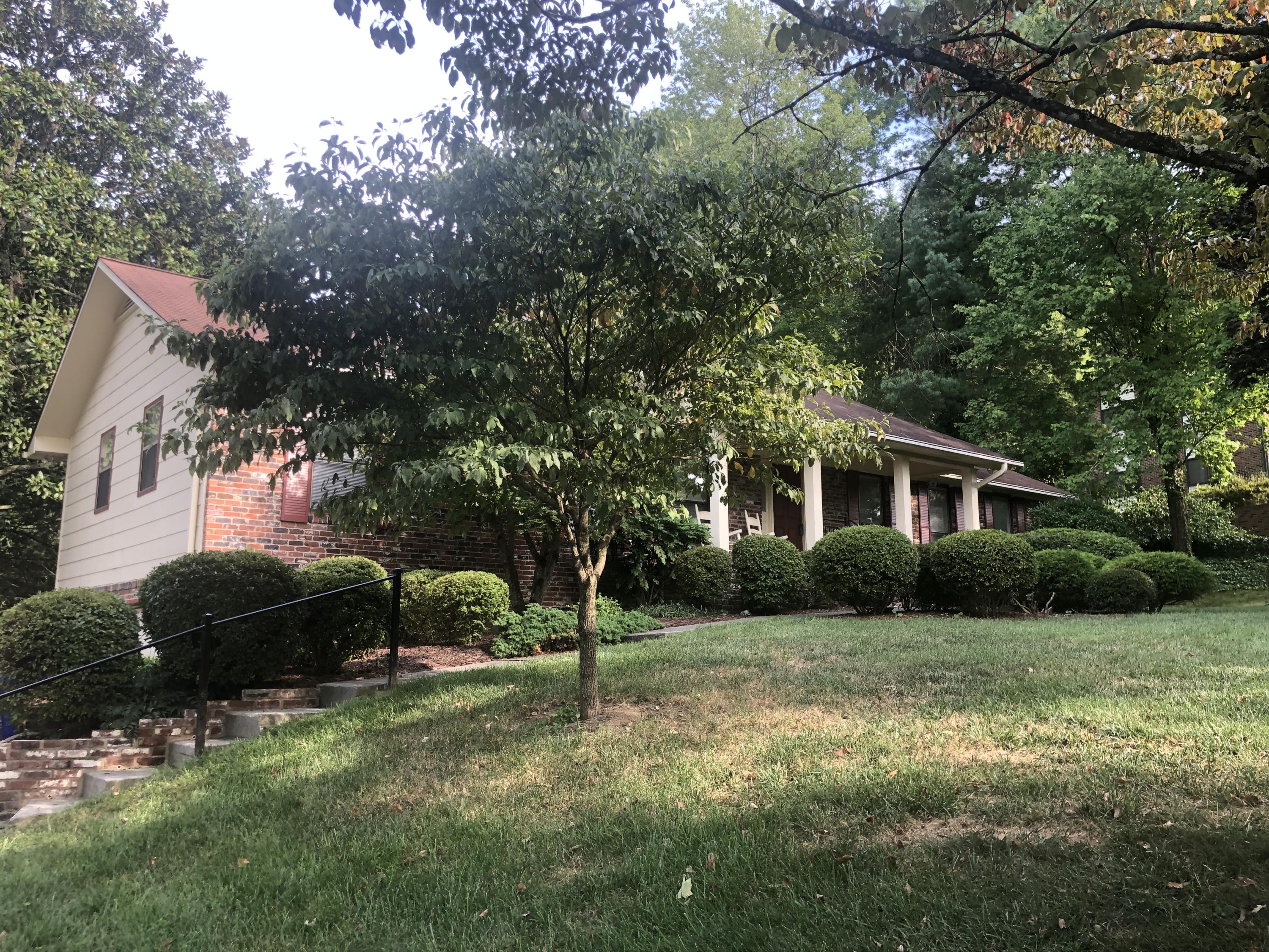131 Clemson Drive Oak Ridge, TN 37830 - Photo 27 of 27 Side Front View
