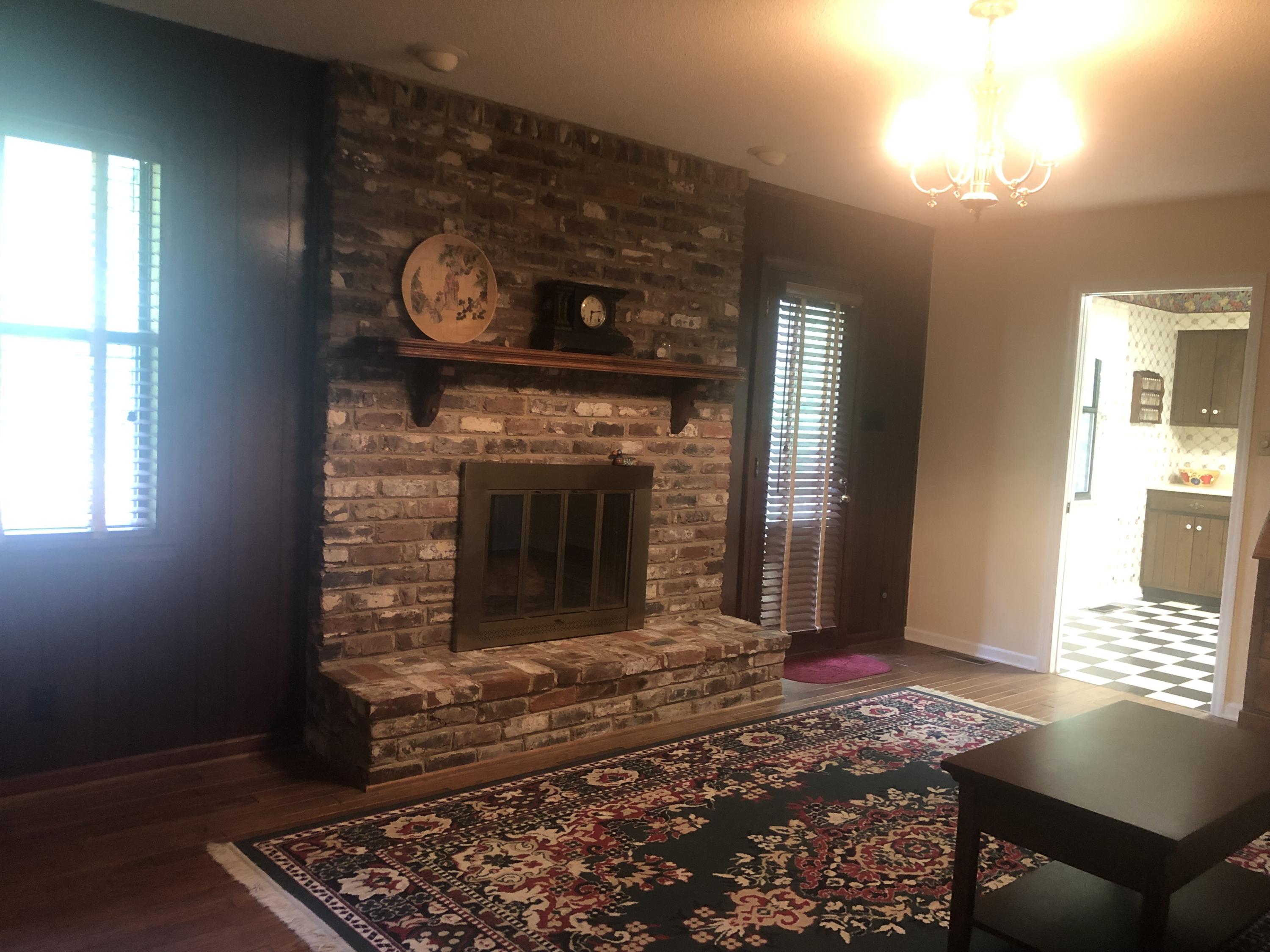 131 Clemson Drive Oak Ridge, TN 37830 - Photo 7 of 27 Family Room Fireplace