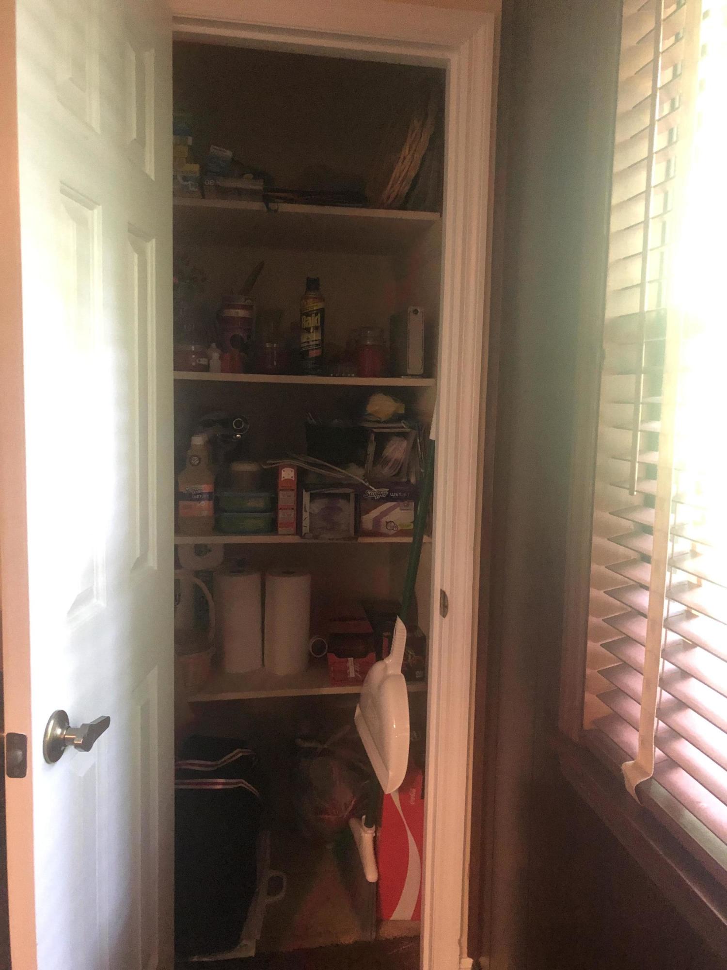 131 Clemson Drive Oak Ridge, TN 37830 - Photo 8 of 27 Family Room Closet