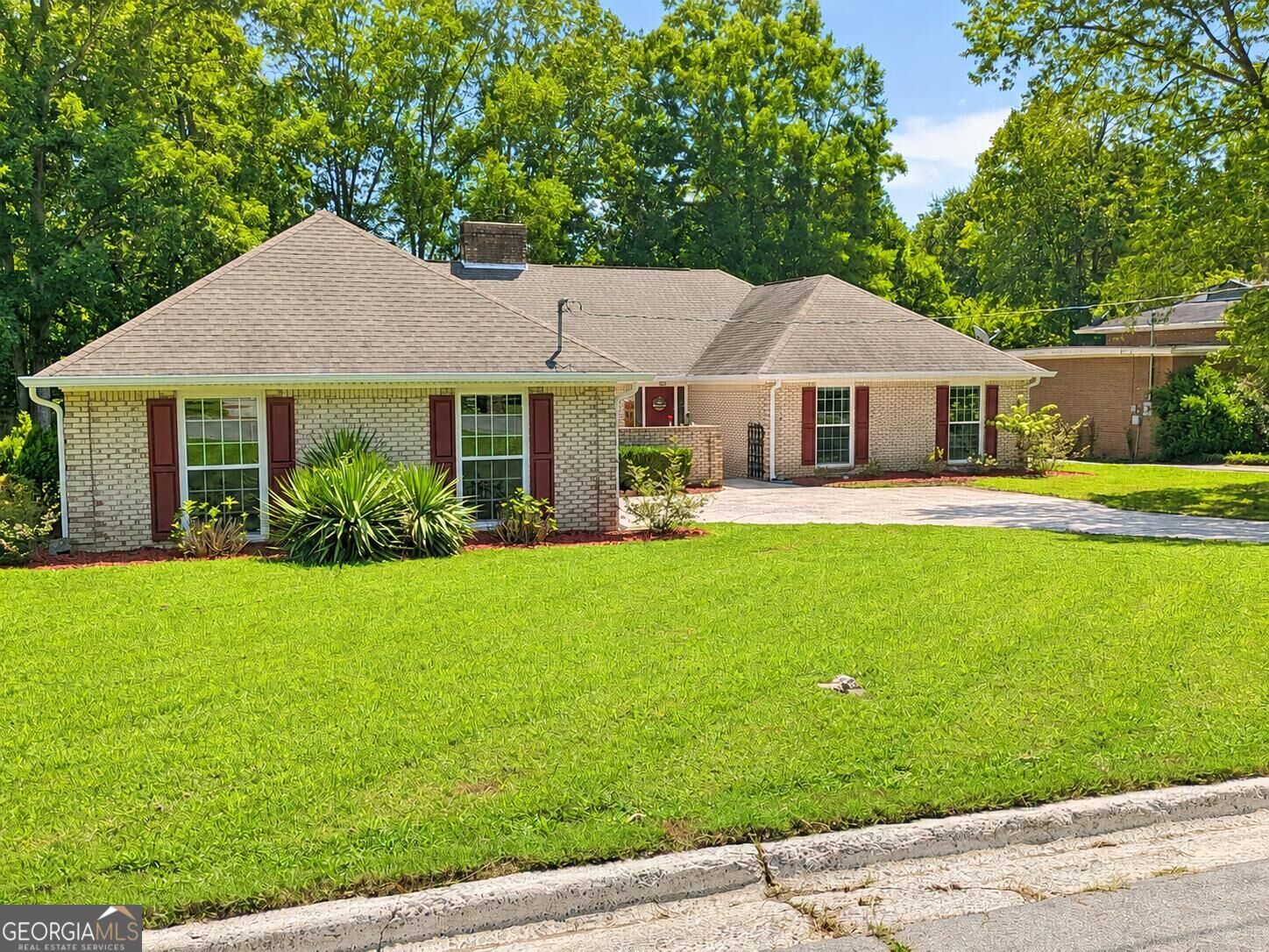 19 East Creekview Drive Southwest Rome, GA 30165 - Photo 2 of 38 Gallery Image 2