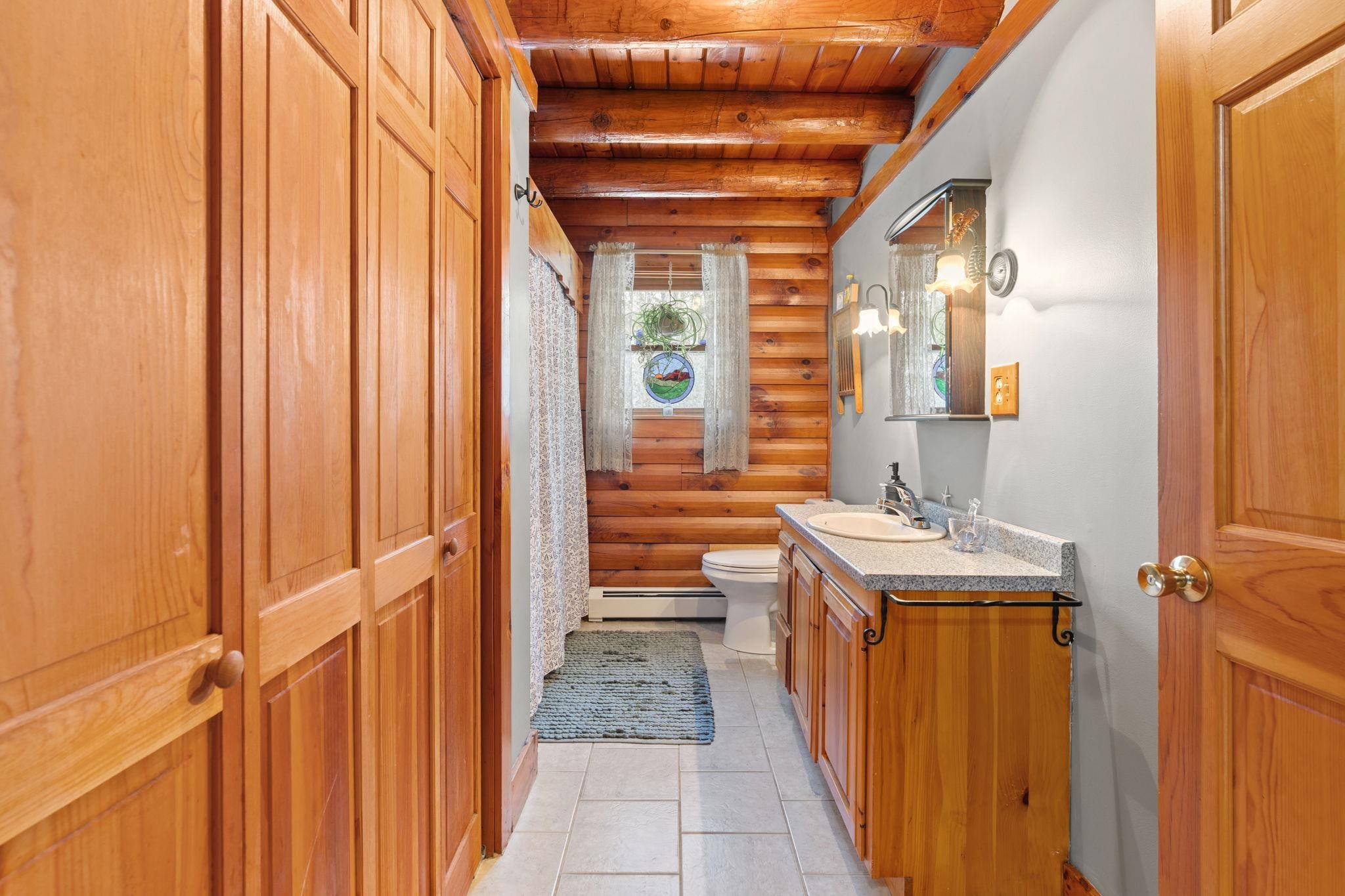 1 Oak Ridge Road Nottingham, NH 03290 - Photo 26 of 48