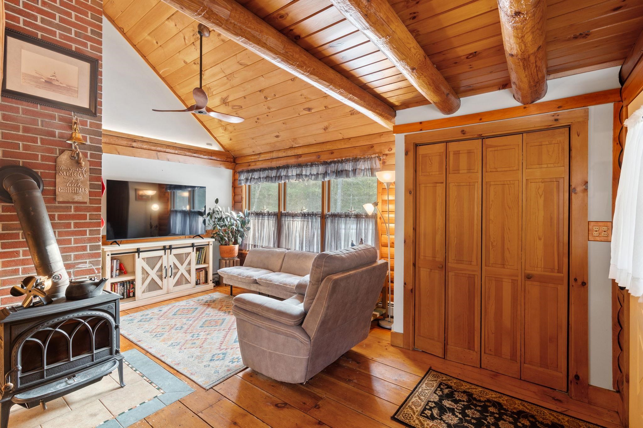 1 Oak Ridge Road Nottingham, NH 03290 - Photo 8 of 48